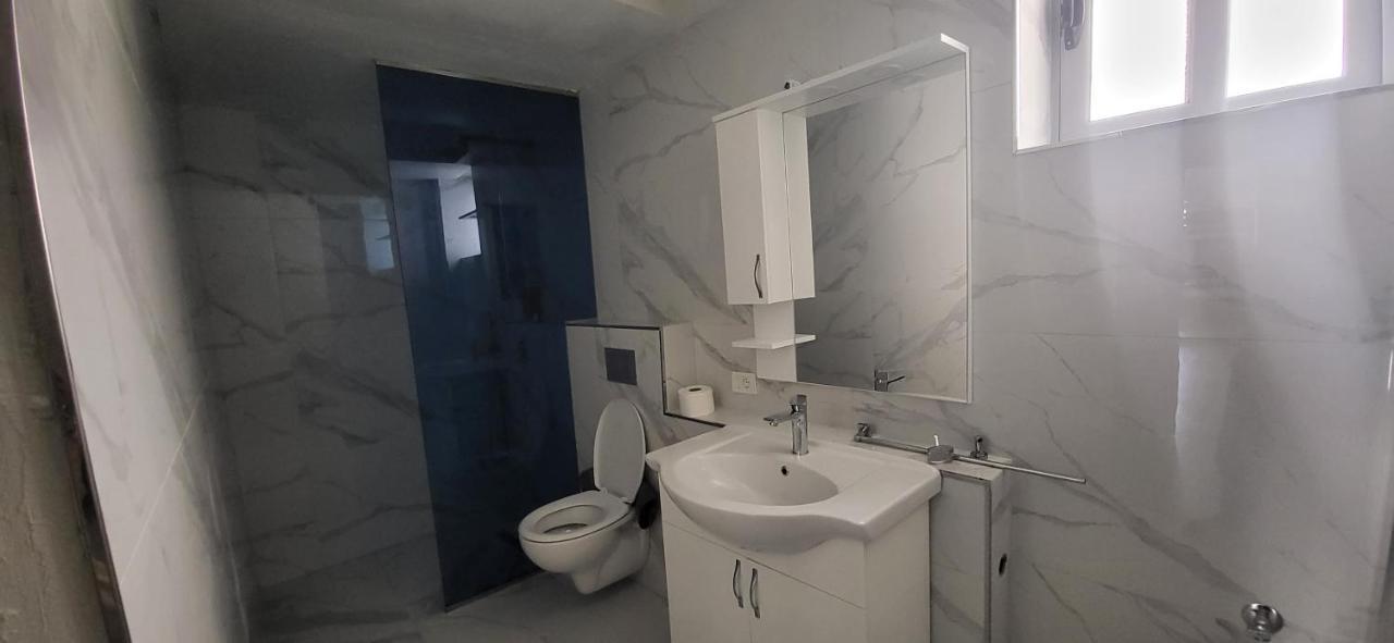 Jon Rooms Himare Exterior foto